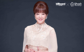 【NEW COLLECTION】<br>『岩崎宏美 アコースティックツアー2025』<br>公演記念グッズ